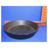 Cast Iron Farmers Furniture 10" Skillet