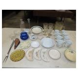 Lot of Glassware