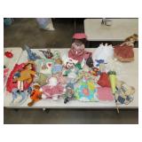 Lot of Dolls & Stuffed Animals