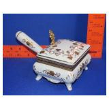 Porcelain Crumb Catcher