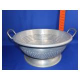Wear-Ever Strainer - 15"