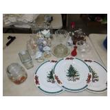 Table Lot w/ Glassware