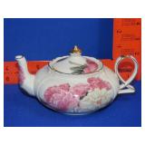 Flower Decorated Tea Pot