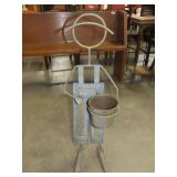 Metal Gardener Planter - 32"