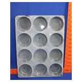 Enamelware Muffin Pan