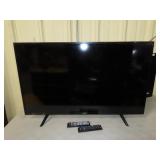 Samsung 42' TV w/ Remote - Works