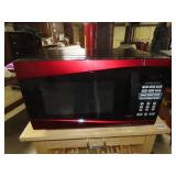 Hamilton Beach Microwave - Clean