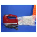 Kithcne Aid Hand Mixer w/ Attachments