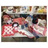 Table Lot w/ Decor & Household