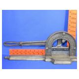 Brown & Williamson Tobacco Chopper