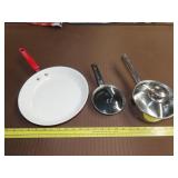 3pc Cookware Lot