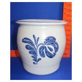 Pfaltzgraff Yorktowne Stoneware Crock