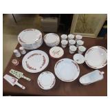 45 Pieces of Tienshan Christmas China