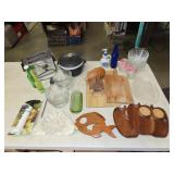 Table Lot Household & Glassware