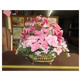 Gold Guild Ceramic Planter w/ Flower