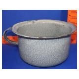 Enamelware Potty