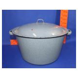 Enamelware Pot w/ Lid