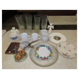 Table Lot w/ Glassware