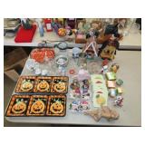 Table Lot of Glassware & Decor