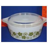 Pyrex Spring Blossom Casserole - 472
