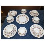 19pc Royal Doulton 'Indian Summer'