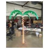 Light Up Palm Tree - Works