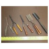 5 Vintage Hair Curlers & Comb