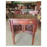 Nice Mahogany Century Pembroke Drop Leaf Open Lace