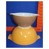 2 Pyrex Cinderella Mixing Bowls