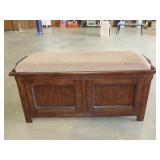 Padded Top Blanket Chest