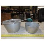 2 Ware Ever Aluminum Pots