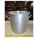Ware Ever Aluminum 30 Quart Pot