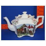 Hunt Scene Tea Pot