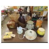 Table Lot of Deocr, Household & Misc