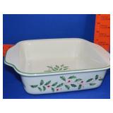 Lenox Holiday Casserole - 8"