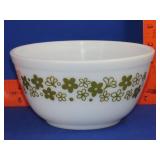 Pyrex Spring Blossom Mixing Bowl 1.5 Liter
