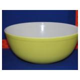 Pyrex Primary Yellow Mixing Bowl