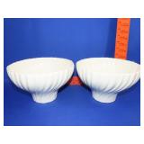 Pair of GMB Bowls - 8"