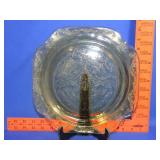 Yellow Depression Madrid Plate - 10.25"