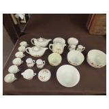 30pc Hall Jewel Tea "Autumn Leaf" Dinnerware