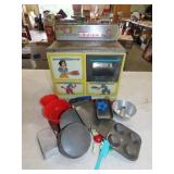 Snow White Stove w/ Play Cookware