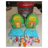 Snow White & Pooh Toys w/ Tin