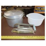3pc Kitchenware Lot