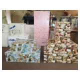 2 Sets of Nesting Boxes