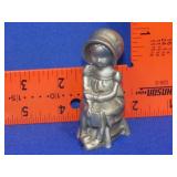 Pewter Holly Hobbie