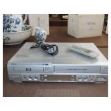 Sanyo DVD & Video Cassette Recorder - Powers On