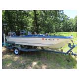 CMF 1970's Boat - Evinrude 40HP Motor