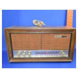 Vintage GE Radio