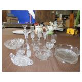 Table Lot of Clear Glassware