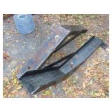 Pair of Metal Angle Tracks